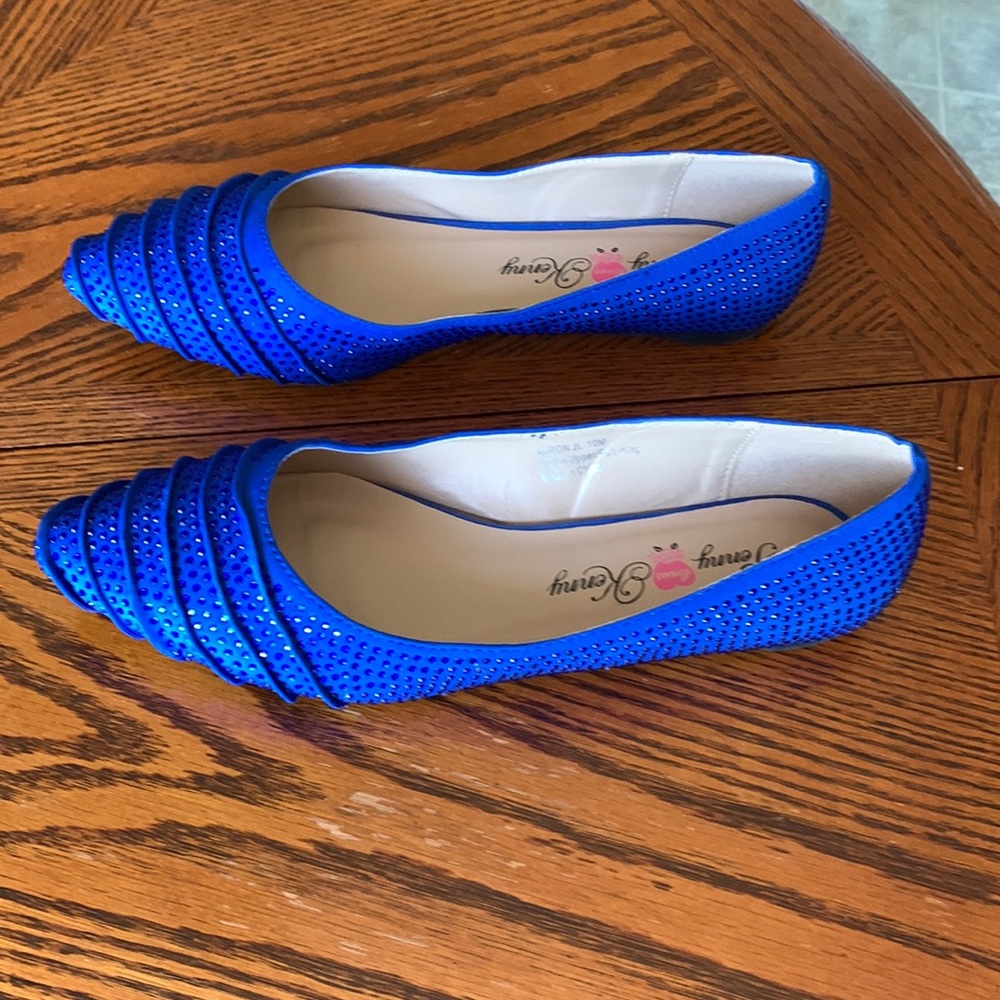 Penny loves Kenny jeweled flats